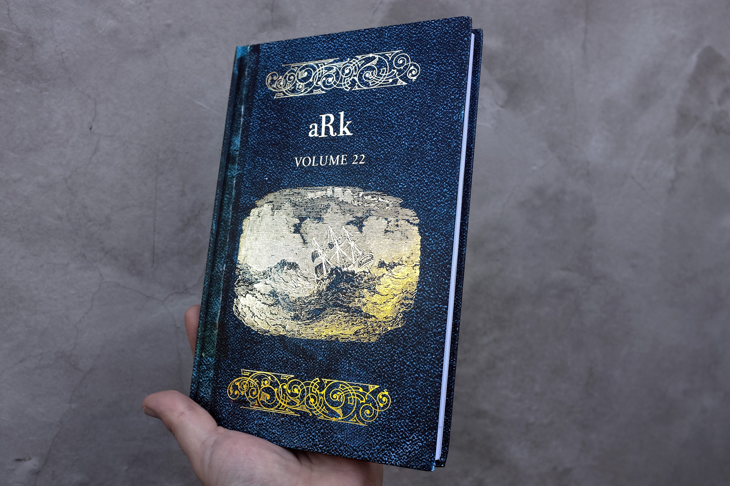 Dark Mountain. Issue 22 - Cover and contents pages.